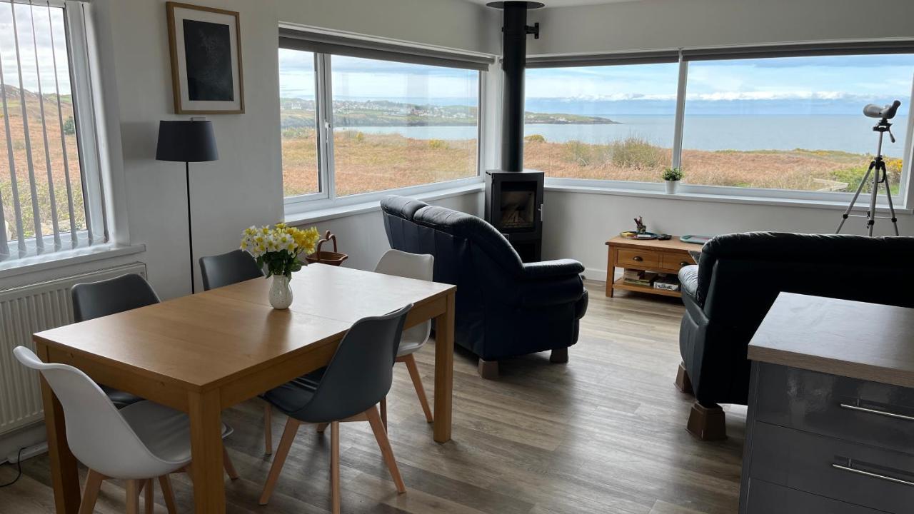Coastal Bungalow, Sleeps 5 And Ideal For Walkers Amlwch Екстер'єр фото