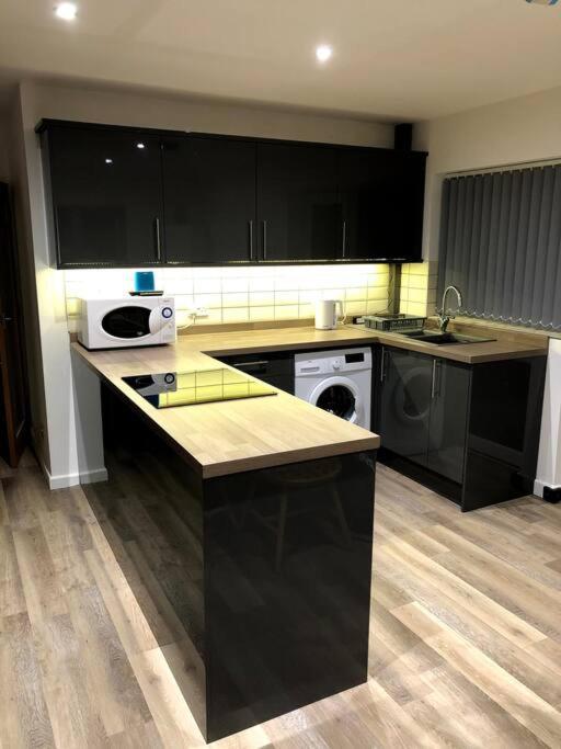 Coastal Bungalow, Sleeps 5 And Ideal For Walkers Amlwch Екстер'єр фото