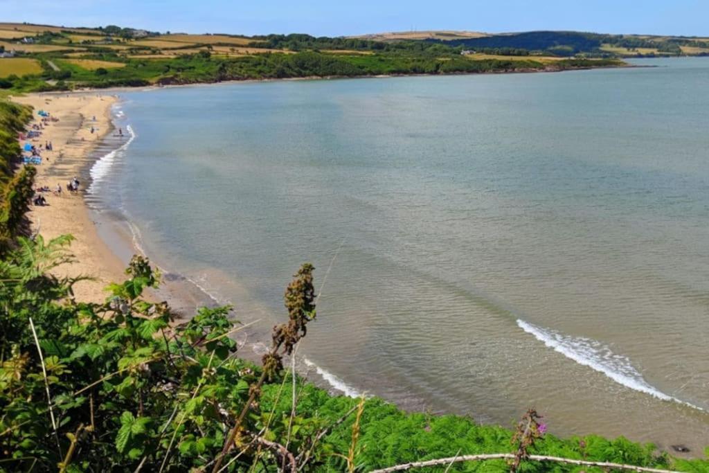 Coastal Bungalow, Sleeps 5 And Ideal For Walkers Amlwch Екстер'єр фото