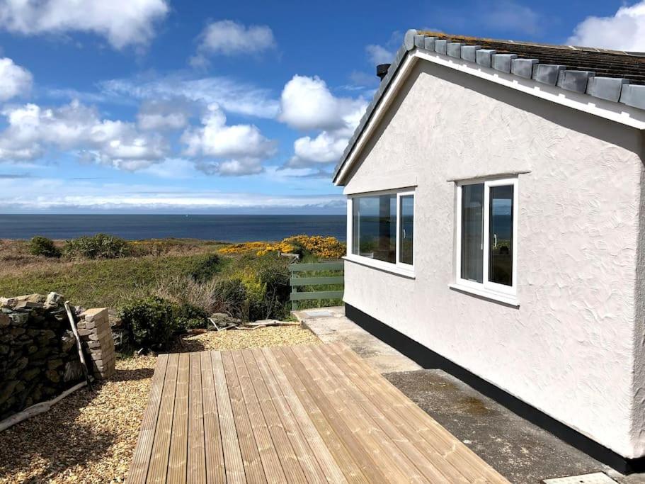 Coastal Bungalow, Sleeps 5 And Ideal For Walkers Amlwch Екстер'єр фото
